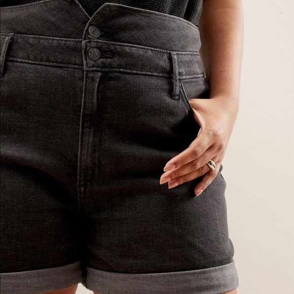 High-Rise Pieced Pull-On Denim Short - 4 inch inseam - Picture 8 of 9